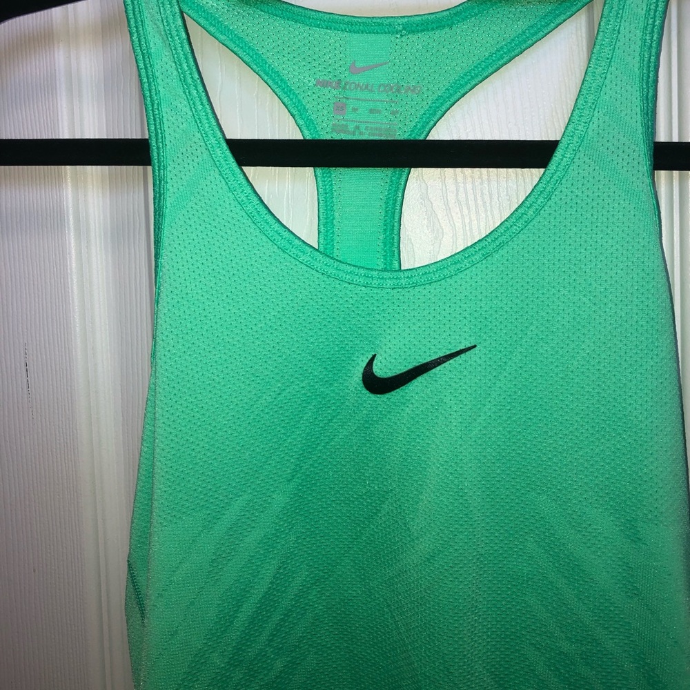 NIKE Woman’s Bright Green Tank- NWOT